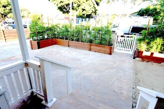 616 W De La Guerra St in Santa Barbara, CA - Building Photo - Building Photo