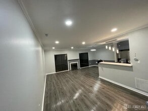 42 Ashford Dr in Plainsboro, NJ - Building Photo - Building Photo