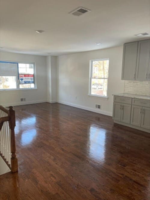 838 S 14th St, Unit New Brand Apartment in Newark, NJ - Building Photo - Building Photo