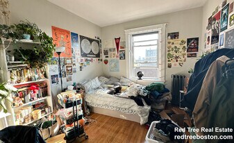 39 Hemenway St, Unit 32 in Boston, MA - Building Photo