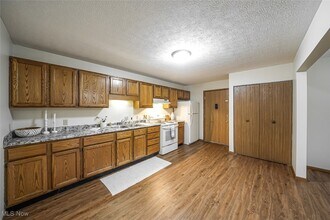 8140 Southwood Dr in Garrettsville, OH - Building Photo - Building Photo