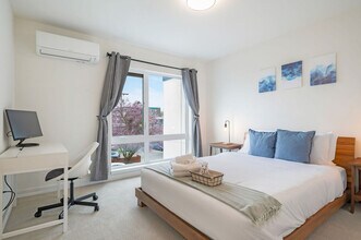 4322 Winslow Pl N, Unit SI ID1035998P in Seattle, WA - Building Photo - Building Photo