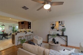 1505 Karen Ave in Austin, TX - Building Photo - Building Photo