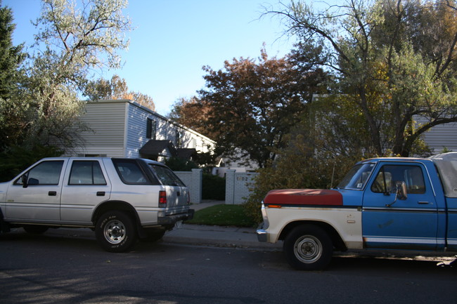 1602 Garfield Ave in Louisville, CO - Building Photo - Building Photo