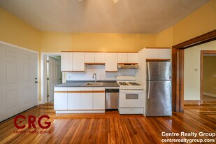 22 Grand View Ave, Unit 1 in Somerville, MA - Building Photo