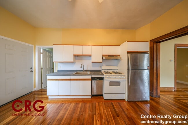22 Grand View Ave, Unit 1
