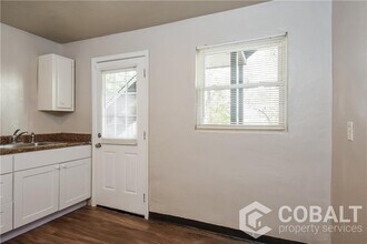 1982 Rockledge Rd NE in Atlanta, GA - Building Photo - Building Photo