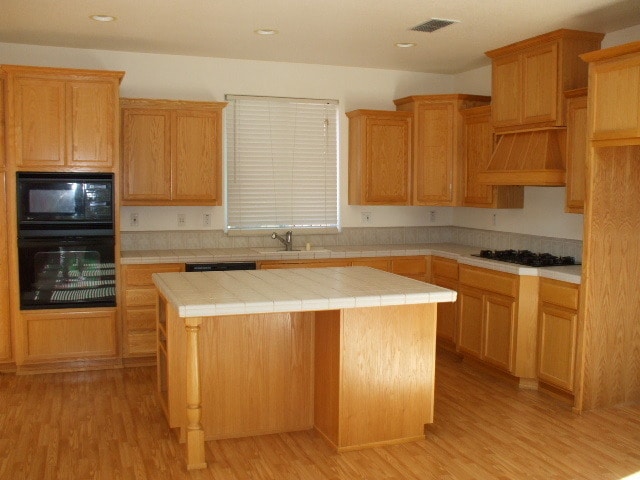 property at 1902 Foster Way