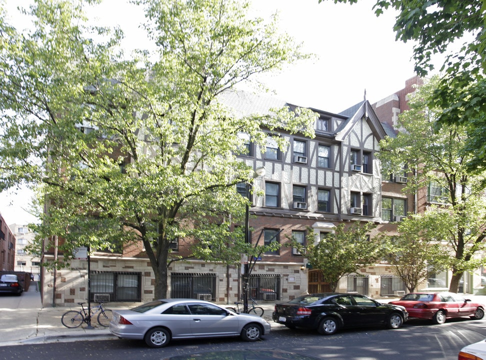 536 W Arlington Pl in Chicago, IL - Foto de edificio