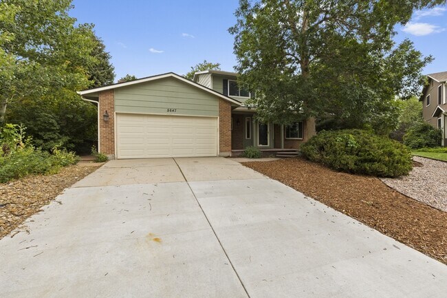 5647 Old Farm Cir E in Colorado Springs, CO - Building Photo - Building Photo