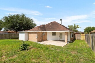 818 Diana Dr in Edinburg, TX - Building Photo - Building Photo