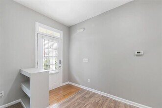 544 Georgia Way in Woodstock, GA - Building Photo - Building Photo