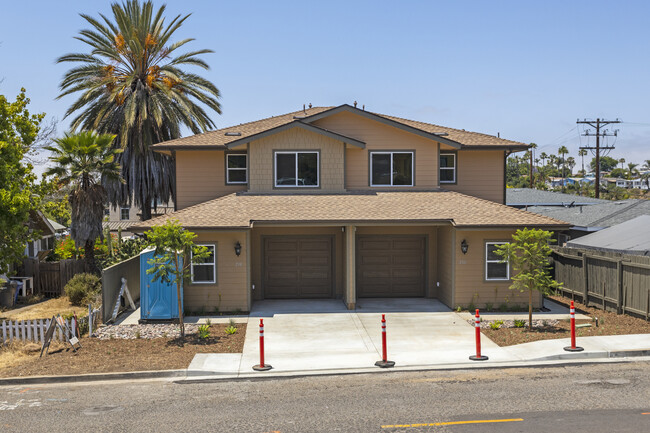 238 N Indiana Ave in Vista, CA - Building Photo - Building Photo