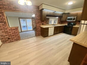 19 Merriman Rd in Newark, DE - Building Photo - Building Photo