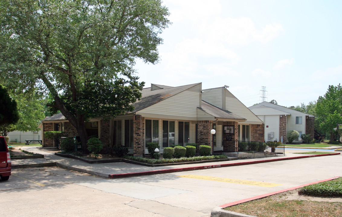 Fawn Ridge Apartments in Spring, TX - Building Photo