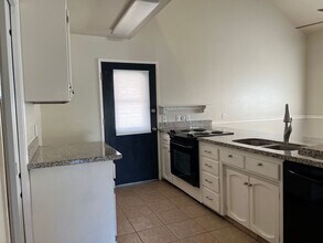 3511 E Stapp Ave in Visalia, CA - Building Photo - Building Photo