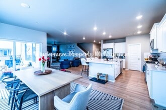 1159 Panoramic Lp in Bremerton, WA - Building Photo - Building Photo