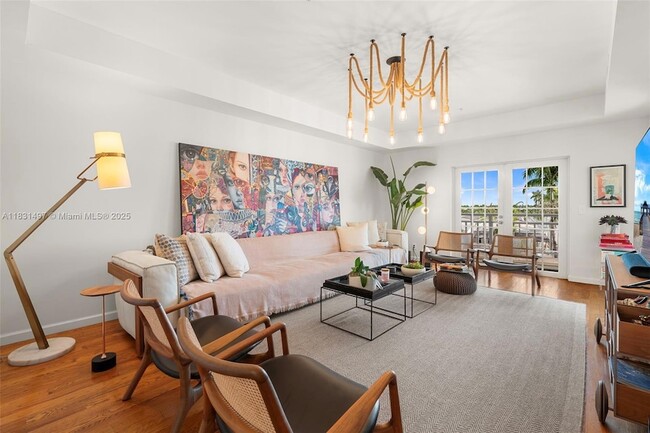 1415 Sunset Harbour Dr in Miami Beach, FL - Building Photo - Building Photo