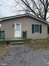 9012 Rabbit Rd N in Greencastle, PA - Building Photo - Building Photo