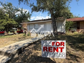 7201 Glen Mist in San Antonio, TX - Building Photo