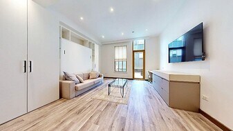 Broad Street, Unit 301 in Newark, NJ - Building Photo