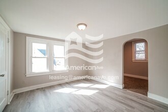 110 Court Dr in Washington, IL - Foto de edificio - Building Photo