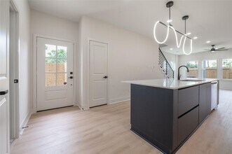 8132 Brandon St, Unit B in Houston, TX - Building Photo - Building Photo