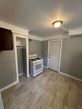 5921 Balfour Rd in Detroit, MI - Building Photo - Building Photo