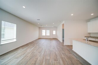 30838 Brightwell Bnd in Fulshear, TX - Building Photo - Building Photo