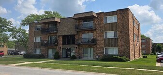 7349 175th St in Tinley Park, IL - Building Photo