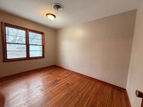 842 Lake St in Rockwell City, IA - Building Photo - Building Photo