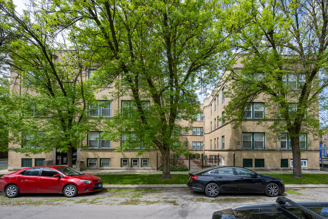 Hats Properties in Chicago, IL - Building Photo - Primary Photo