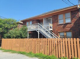 2109-2115 Bernardo De Galvez Ave in Galveston, TX - Building Photo