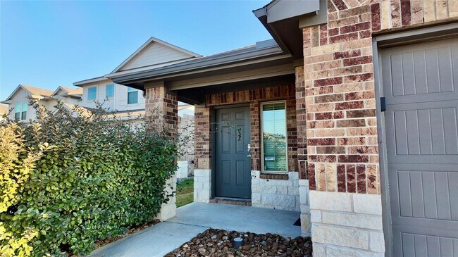 2354 Otter Falls Dr in Spring, TX - Building Photo - Building Photo