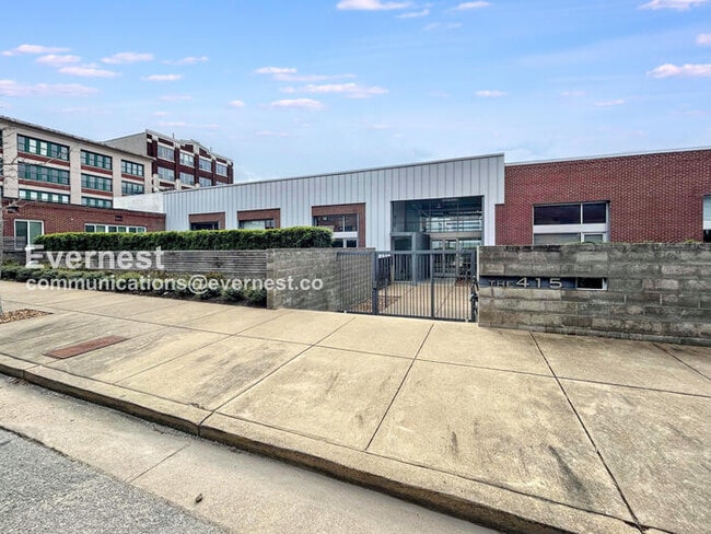 415 S Front St in Memphis, TN - Building Photo - Building Photo