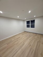 110-23 172nd St in Queens, NY - Building Photo - Building Photo