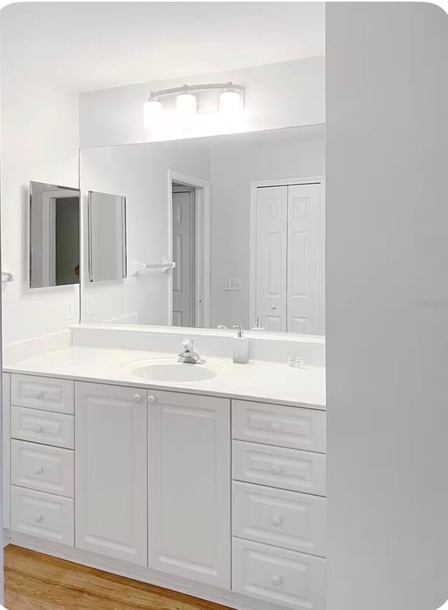 5019 23rd St E in Bradenton, FL - Foto de edificio - Building Photo