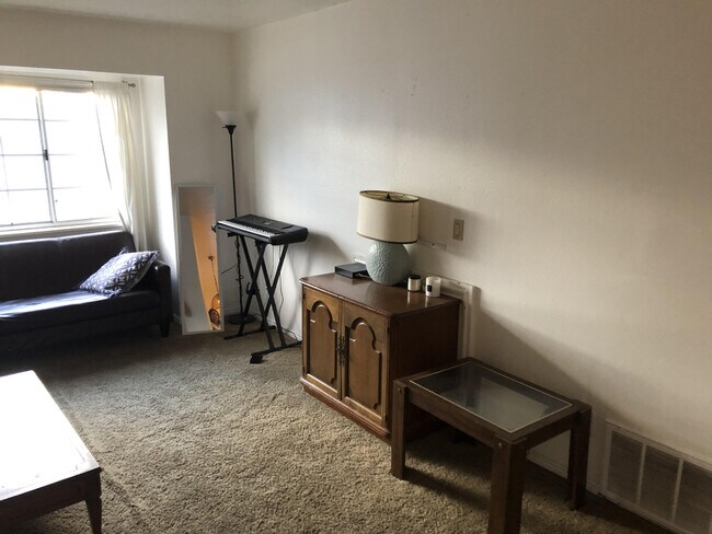 655 E. 600 North #12 E in Provo, UT - Building Photo - Building Photo