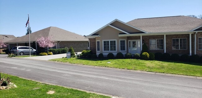 2119 Zion Dr in Sevierville, TN - Building Photo - Building Photo