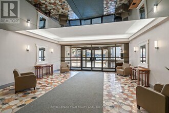 1109-1785 FROBISHER Ln in Ottawa, ON - Building Photo - Building Photo