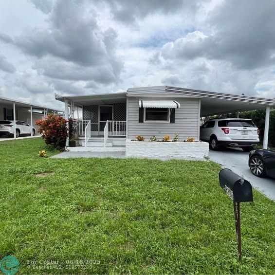 2356 SW 84th Ave in Davie, FL - Building Photo - Building Photo