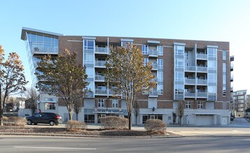 The Flatiron Condos in Milwaukee, WI - Building Photo - Building Photo