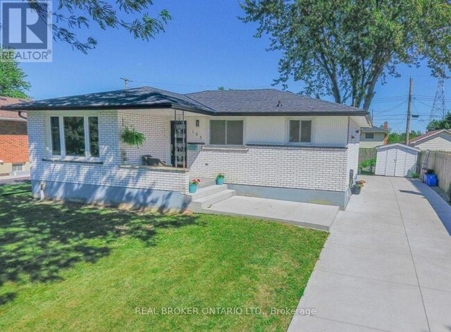 property at 185 Hildred St