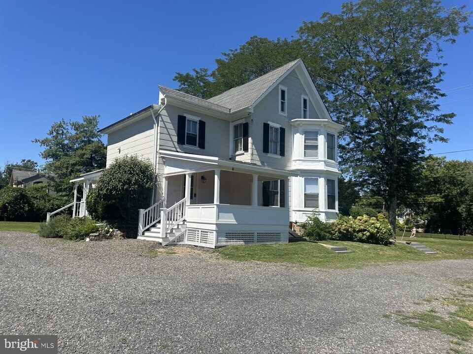 2380 Street Rd in Doylestown, PA - Building Photo