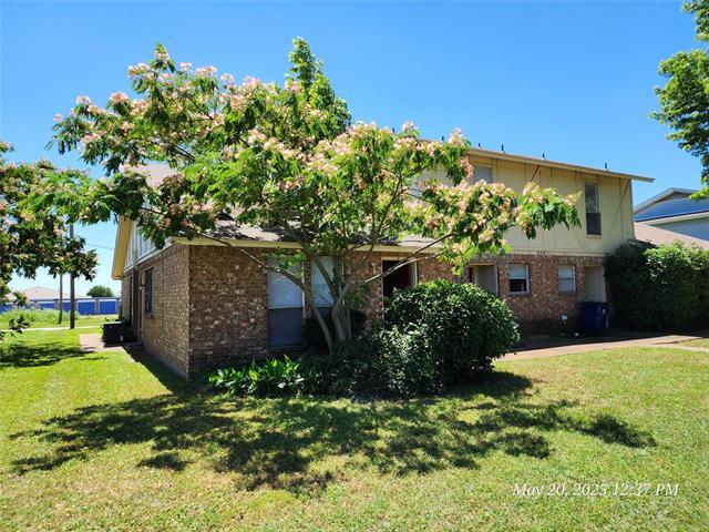 property at 429 SW Thomas St