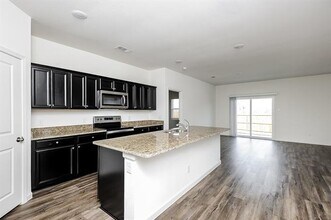 513 Scuttle Dr in Crowley, TX - Building Photo - Building Photo