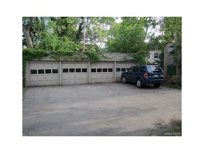 256 Bryant St in Buffalo, NY - Building Photo - Building Photo