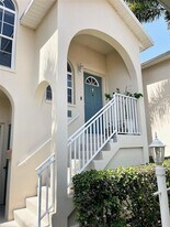 4275 Castle Bridge in Sarasota, FL - Building Photo