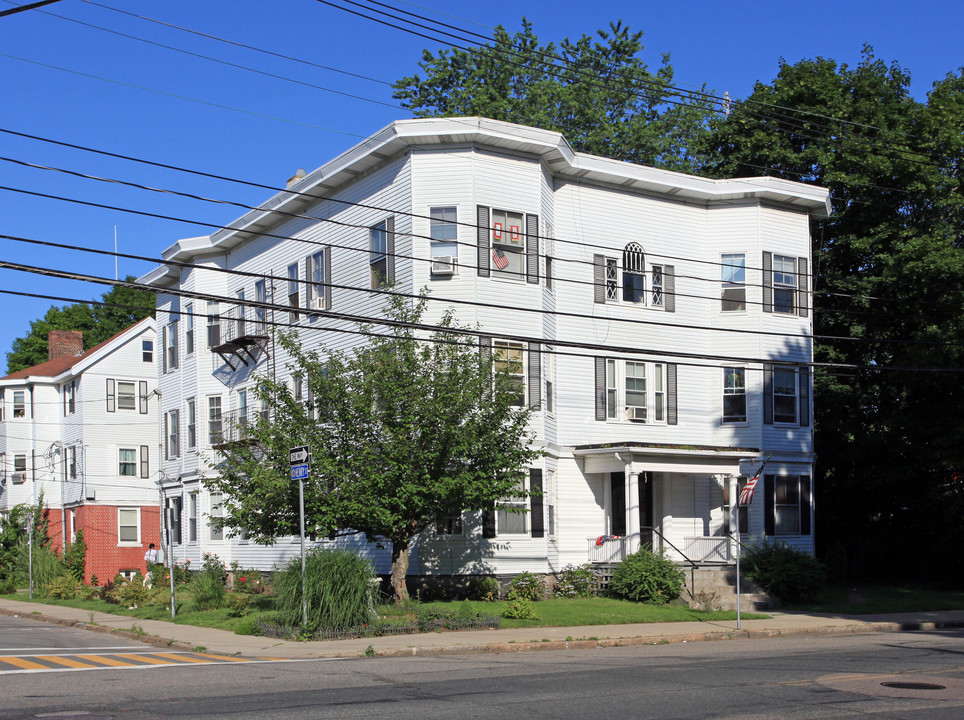 166 Union Ave in Framingham, MA - Building Photo