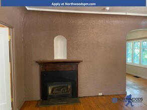 19 Willamette Ave in Medford, OR - Building Photo - Building Photo